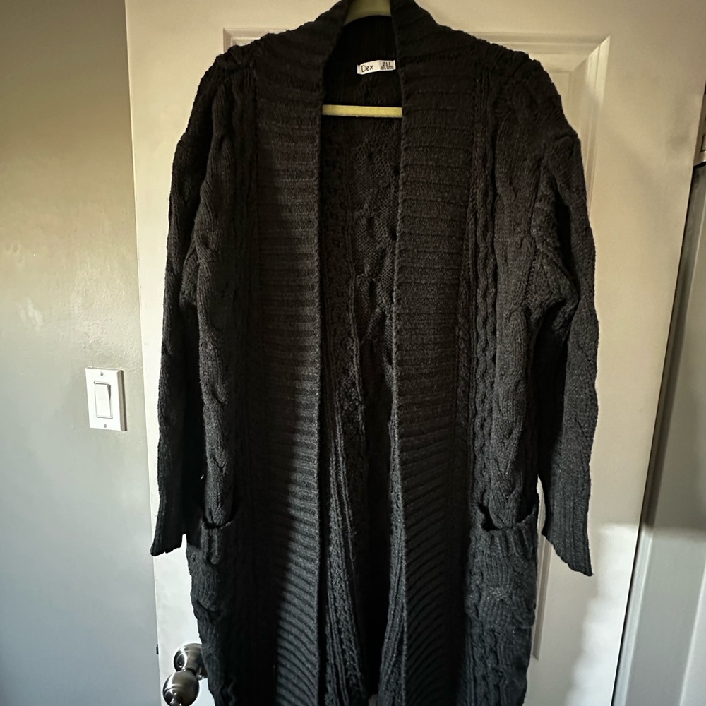 Dex Cardigan (NWOT)